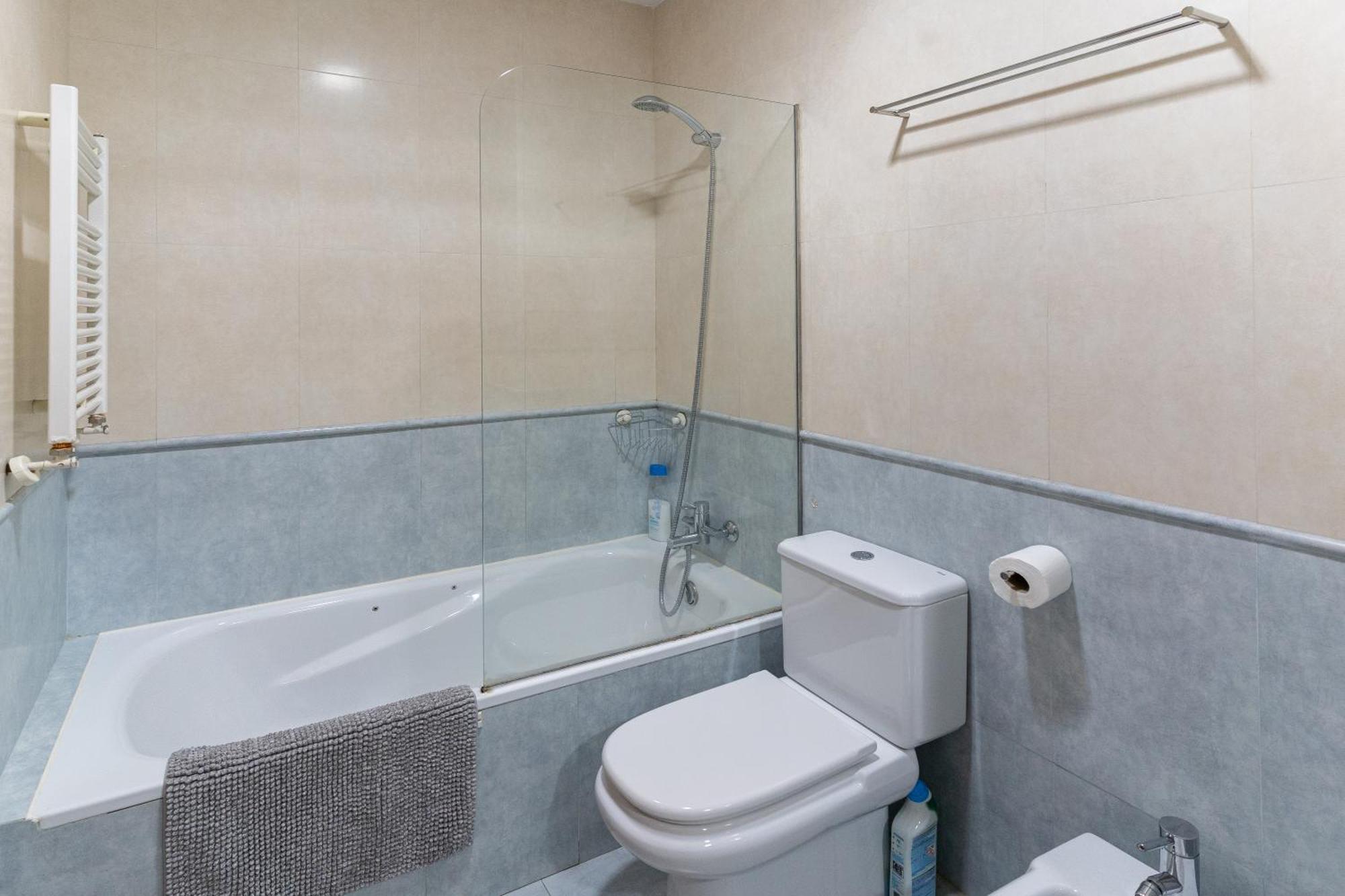 Centrico Apartamento Con Terraza Barcelona Eksteriør billede